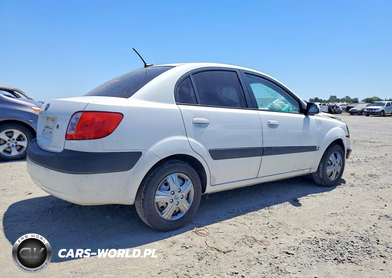 2009 Kia Rio Base VIN:KNADE223296452982 - 3