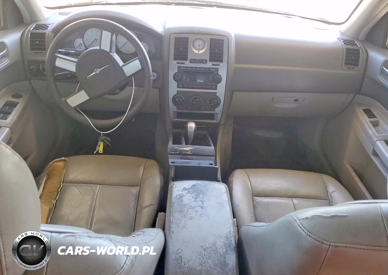 2007 Chrysler 300 Touring VIN:2C3LA53G77H648686 - 8