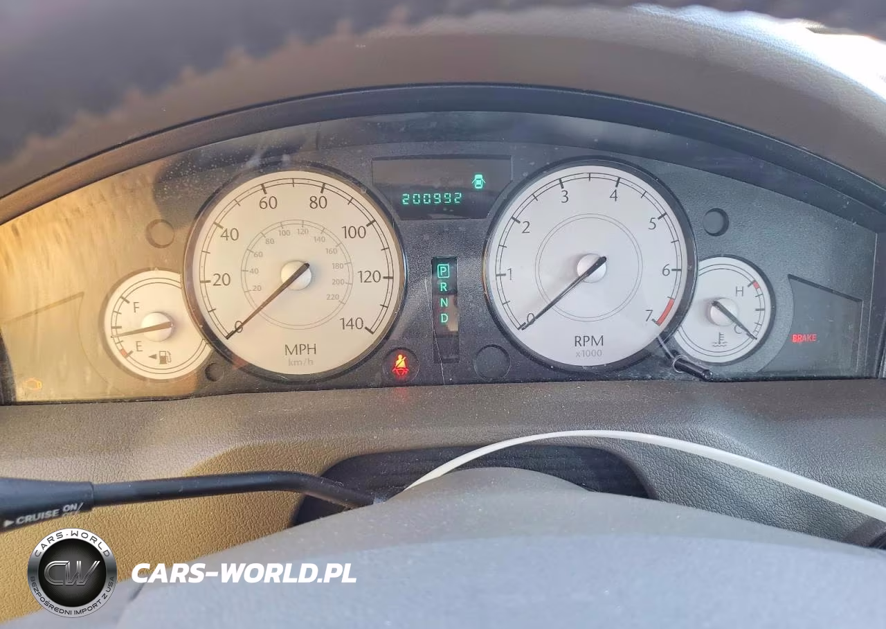 2007 Chrysler 300 Touring VIN:2C3LA53G77H648686 - 9