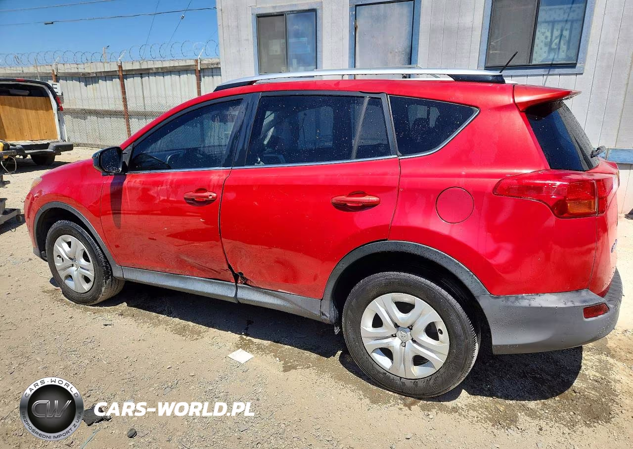2015 Toyota Rav4 Le VIN:JTMZFREV6FD063068 - 2