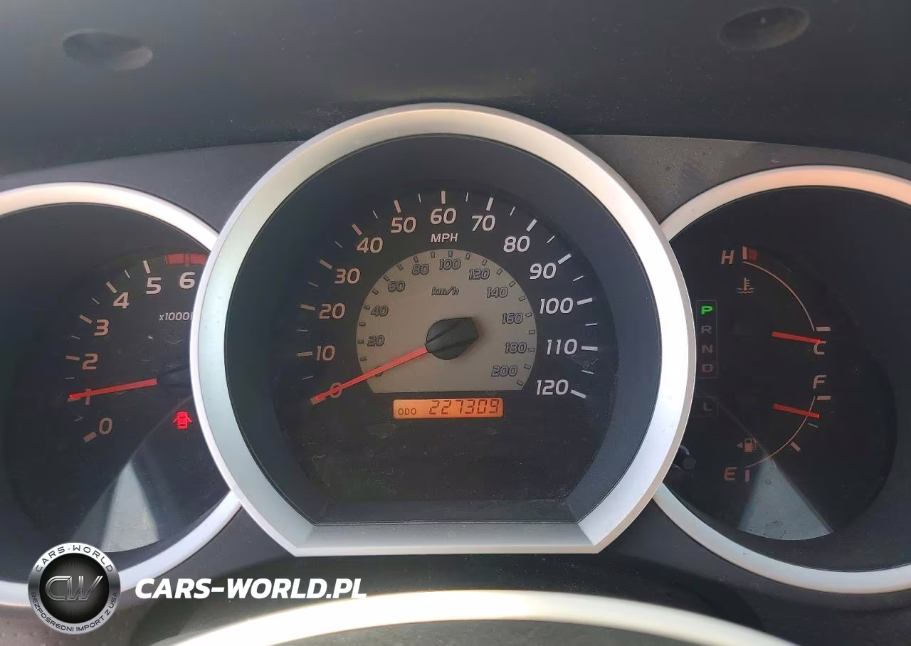2010 Toyota Tacoma Prerunner Access Cab VIN:5TETU4GN5AZ673409 - 9