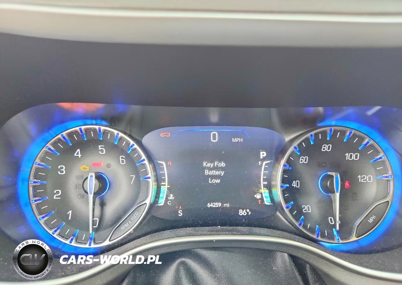 2020 Chrysler Pacifica Touring L Plus VIN:2C4RC1EG2LR255334 - 9