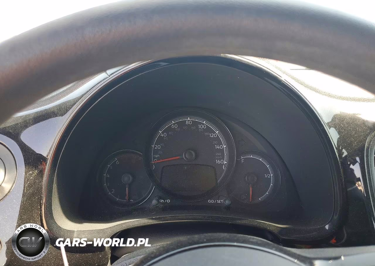 2017 Volkswagen Beetle 1.8T VIN:3VWF17AT9HM610333 - 9
