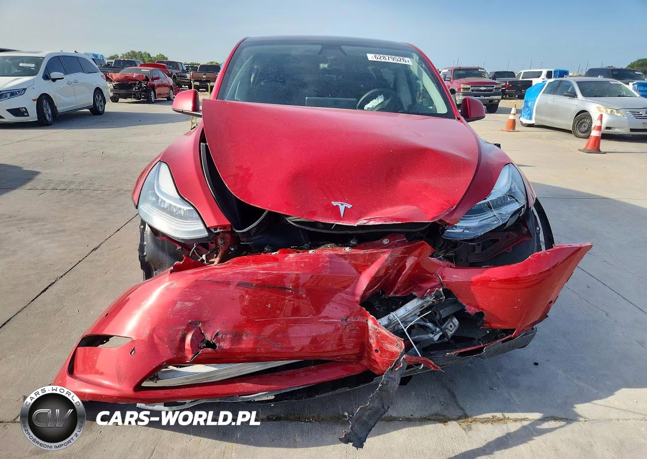 2021 Tesla Model Y VIN:5YJYGDEE3MF294432 - 5