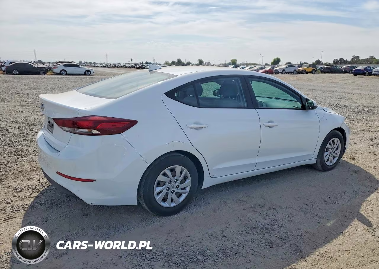 2017 Hyundai Elantra Se VIN:5NPD74LF4HH174835 - 3