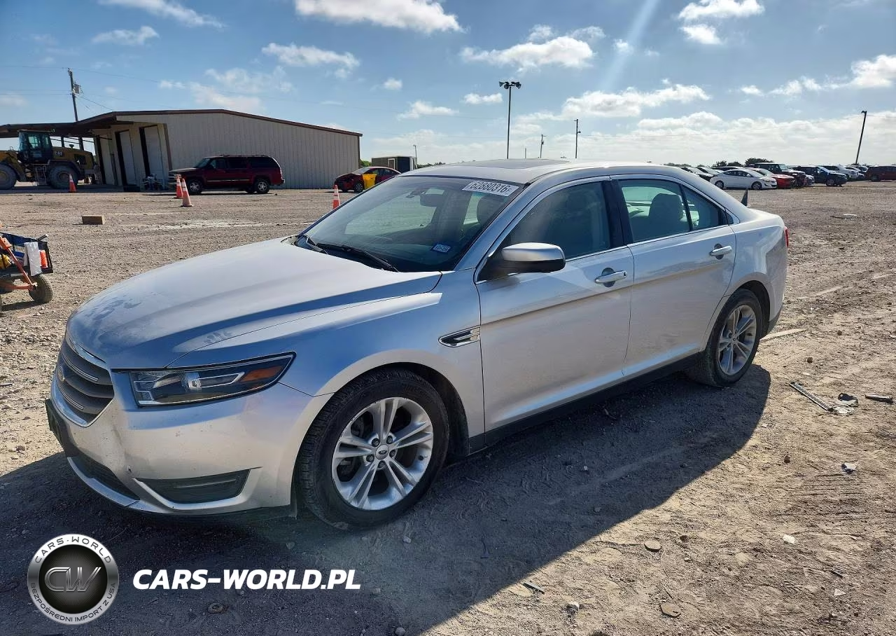 2015 Ford Taurus Sel – zdjęcie 1 z 12