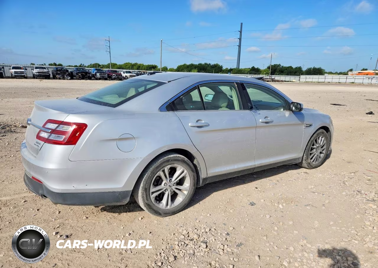 2015 Ford Taurus Sel VIN:1FAHP2E89FG114092 - 3