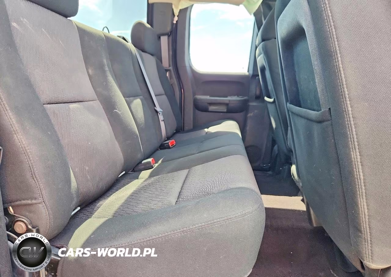 2010 Chevrolet Silverado C1500 Ls VIN:1GCSCREA6AZ258574 - 10