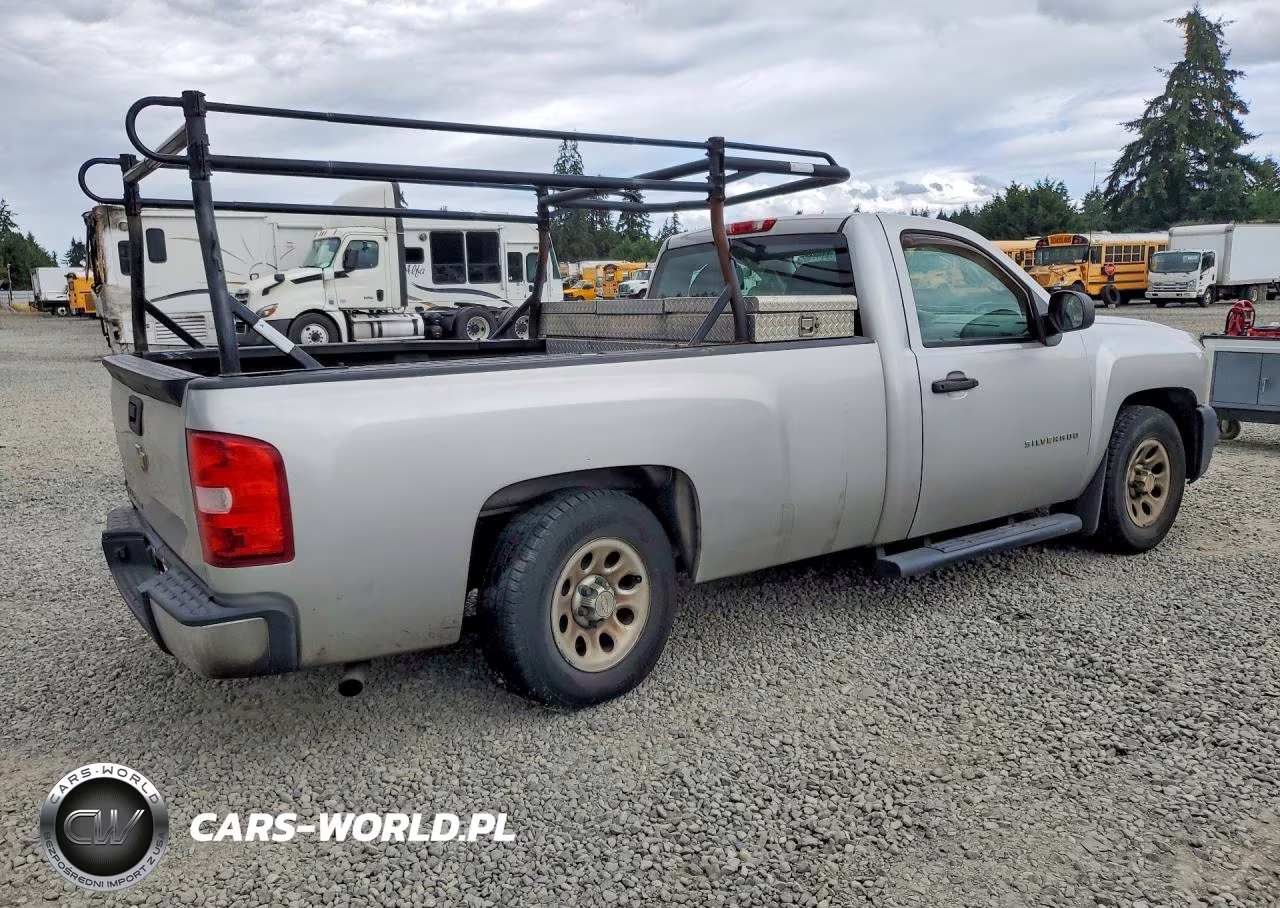 2011 Chevrolet Silverado C1500 VIN:1GCNCPEX9BZ275540 - 3
