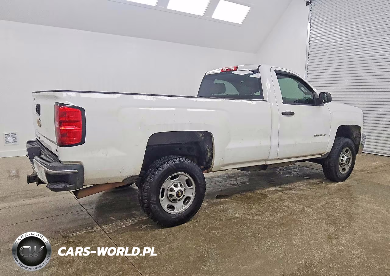 2015 Chevrolet Silverado C2500 Heavy Duty VIN:1GC0CUEG2FZ546338 - 3