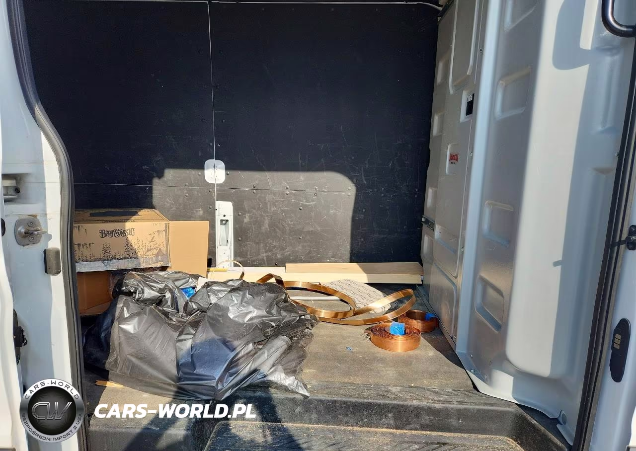 2023 Ford Transit 250 Delivery Van VIN:1FTBR1C83PKB86377 - 11