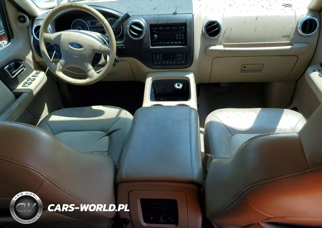 2005 Ford Expedition Eddie Bauer VIN:1FMPU175X5LA63845 - 8