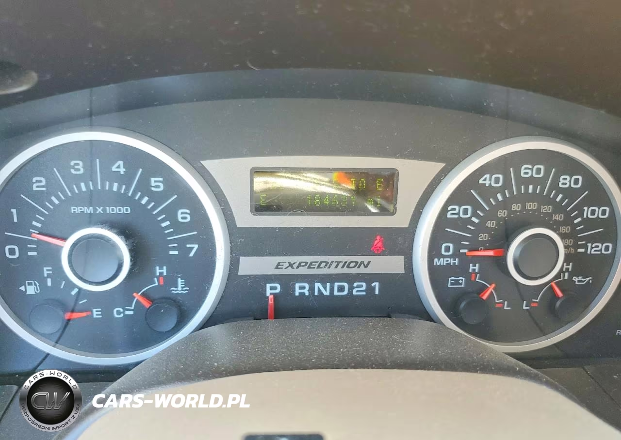 2005 Ford Expedition Eddie Bauer VIN:1FMPU175X5LA63845 - 9