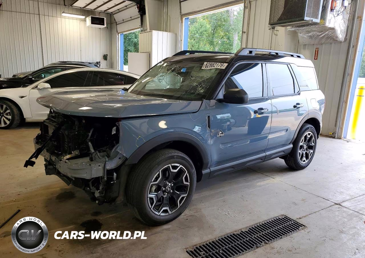 2025 Ford Bronco Sport Outer Banks VIN:3FMCR9CN4SRE68780 - 1