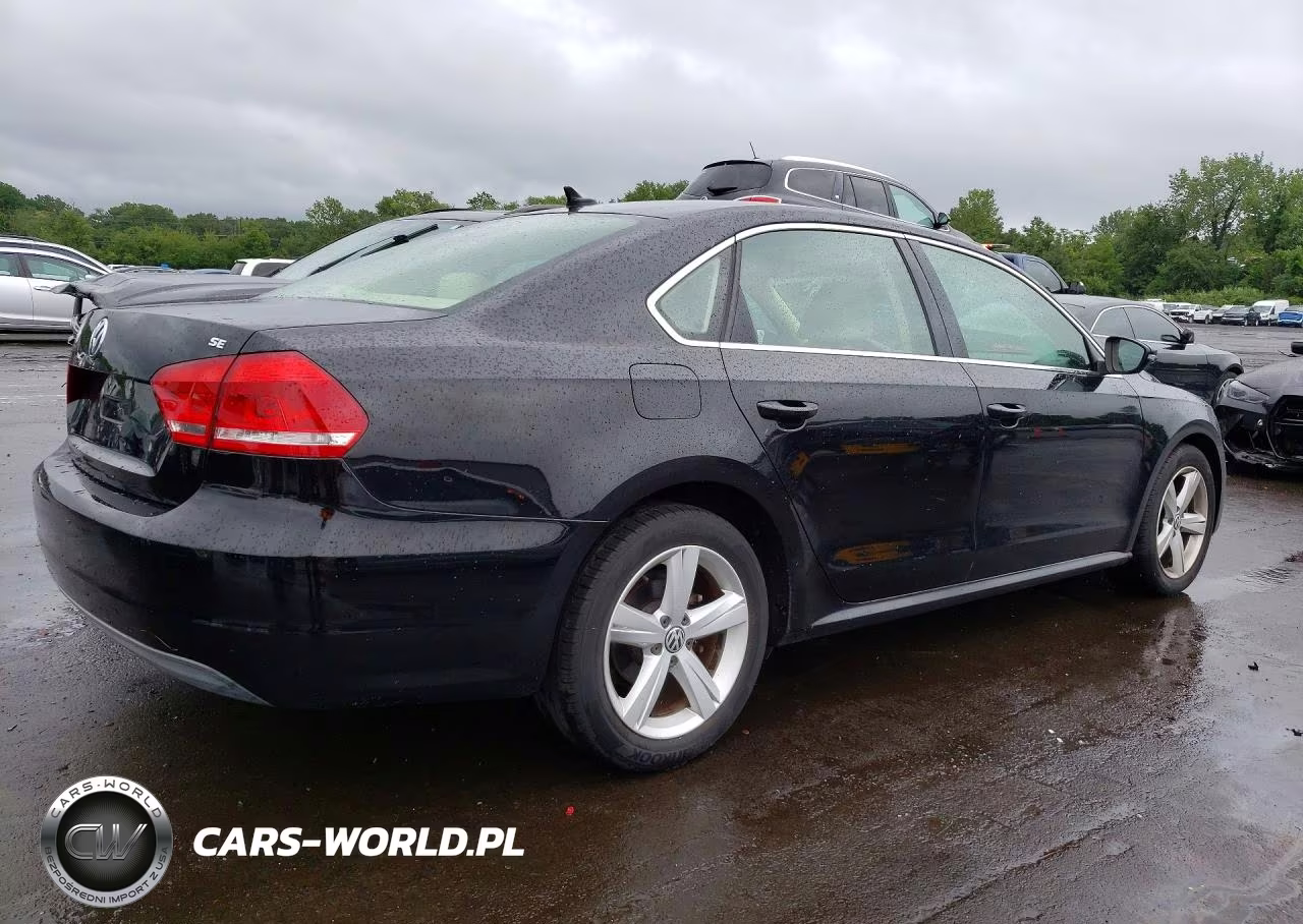 2012 Volkswagen Passat Se VIN:1VWBP7A31CC074209 - 3