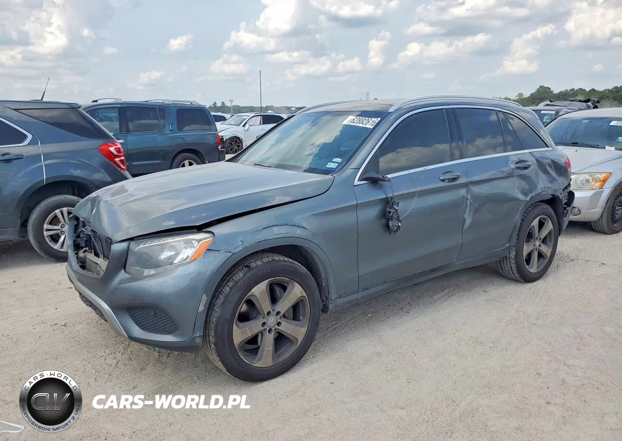 2017 Mercedes-Benz Glc 300 – zdjęcie 1 z 13