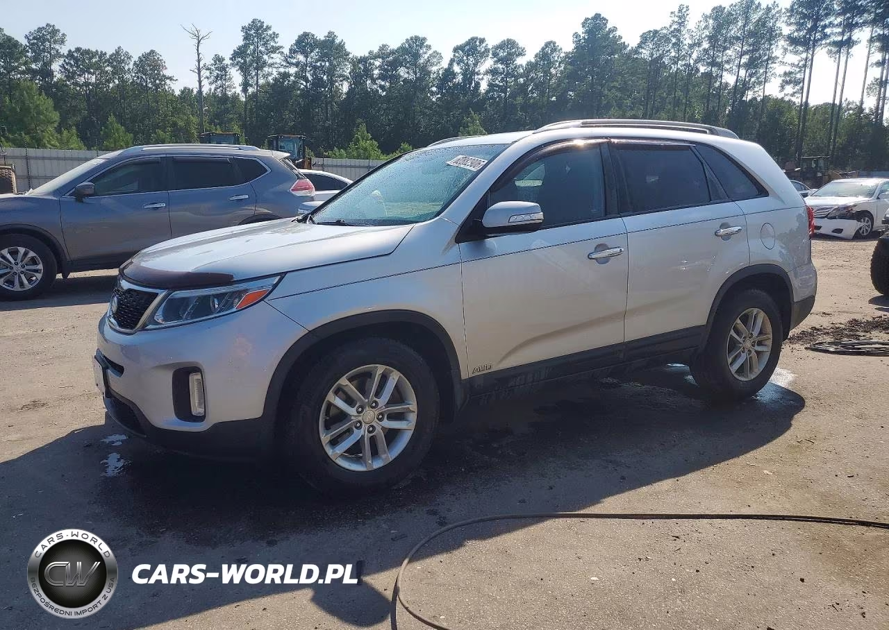 2015 Kia Sorento Lx VIN:5XYKTCA6XFG558123 - 1