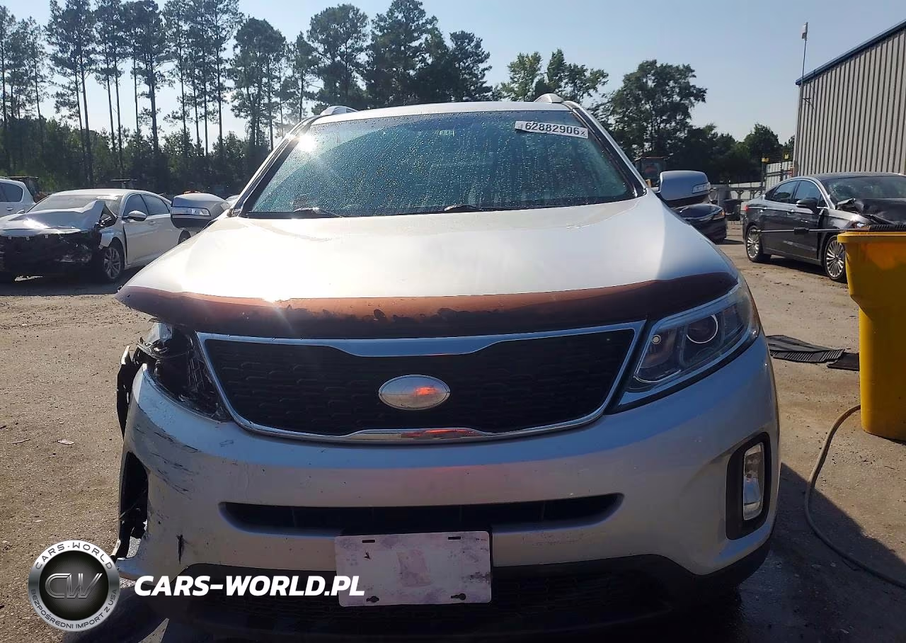 2015 Kia Sorento Lx VIN:5XYKTCA6XFG558123 - 5