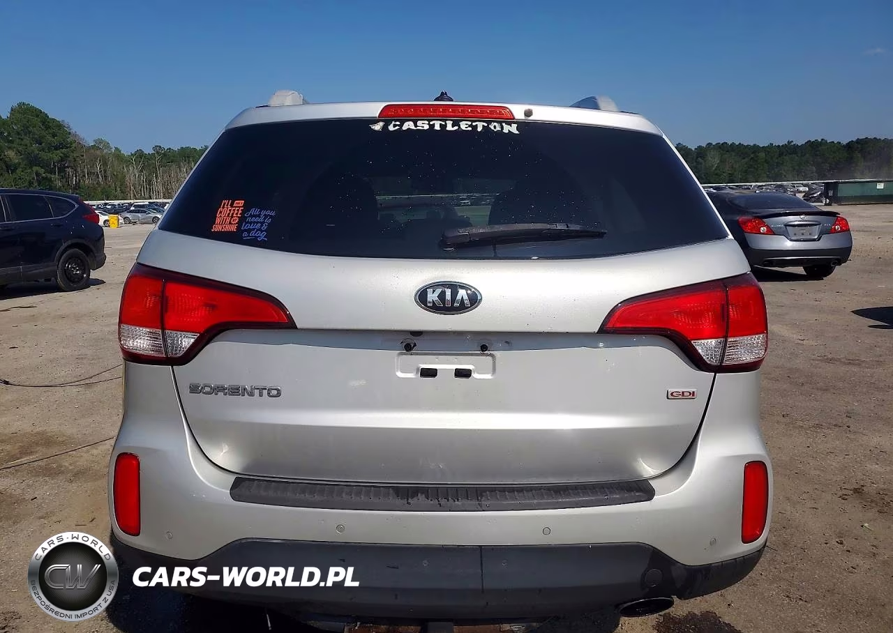 2015 Kia Sorento Lx VIN:5XYKTCA6XFG558123 - 6