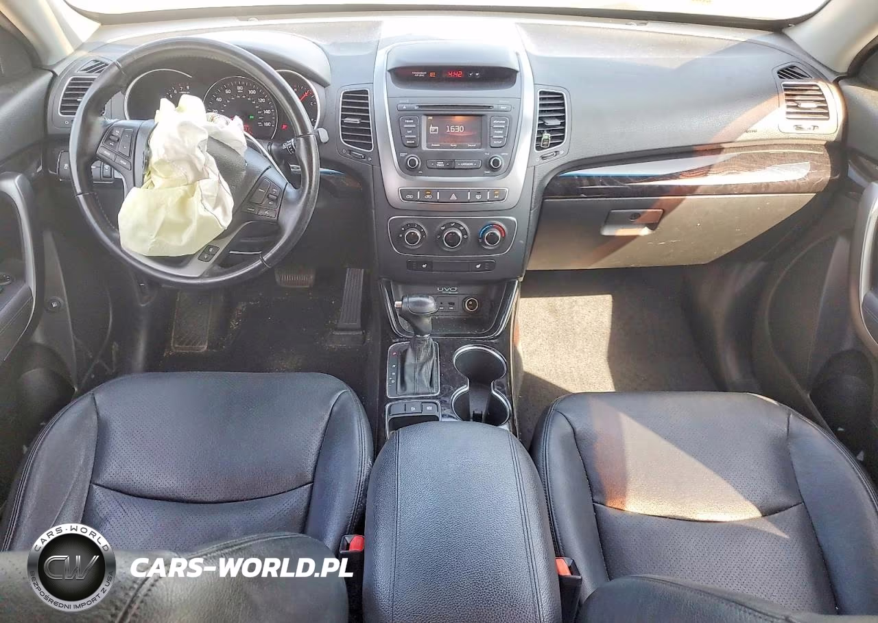 2015 Kia Sorento Lx VIN:5XYKTCA6XFG558123 - 8