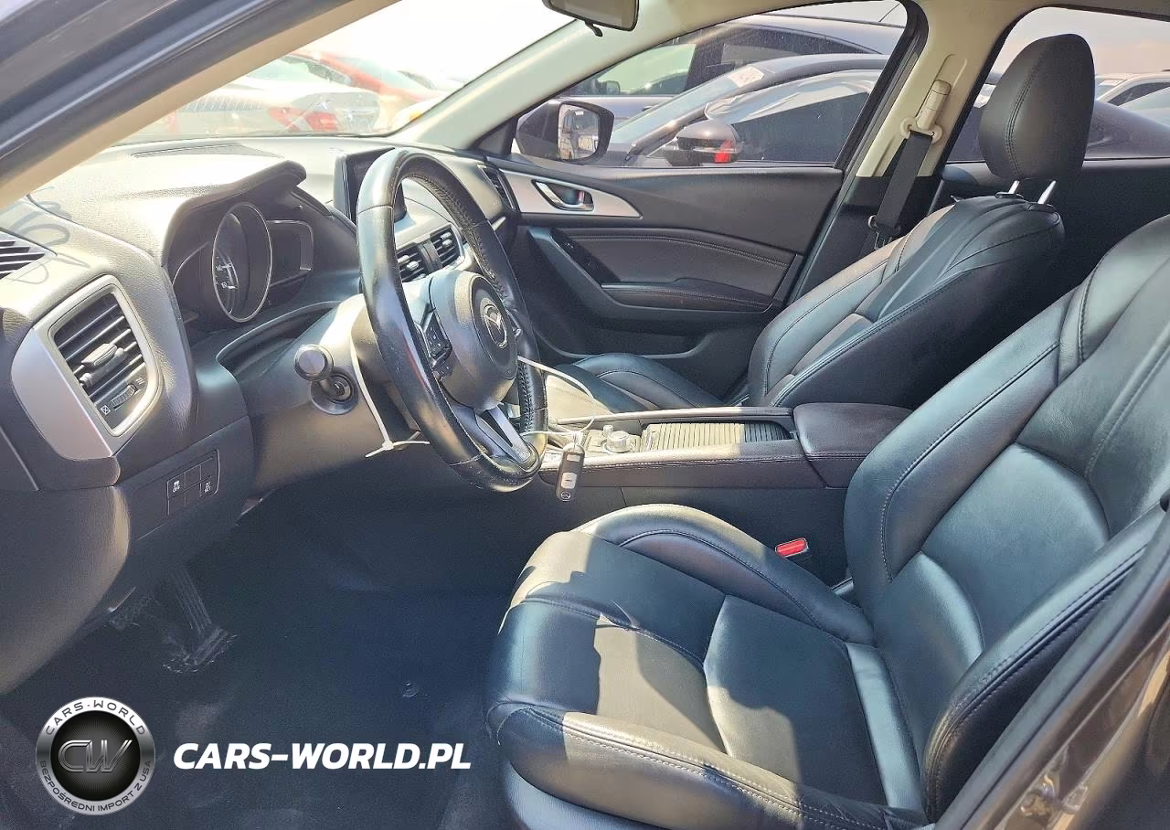 2018 Mazda 3 Touring VIN:3MZBN1L31JM252146 - 7