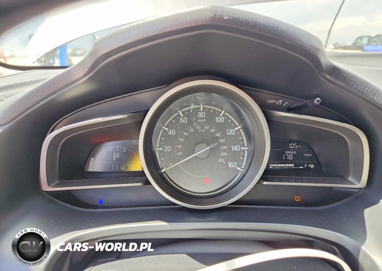 2018 Mazda 3 Touring VIN:3MZBN1L31JM252146 - 9