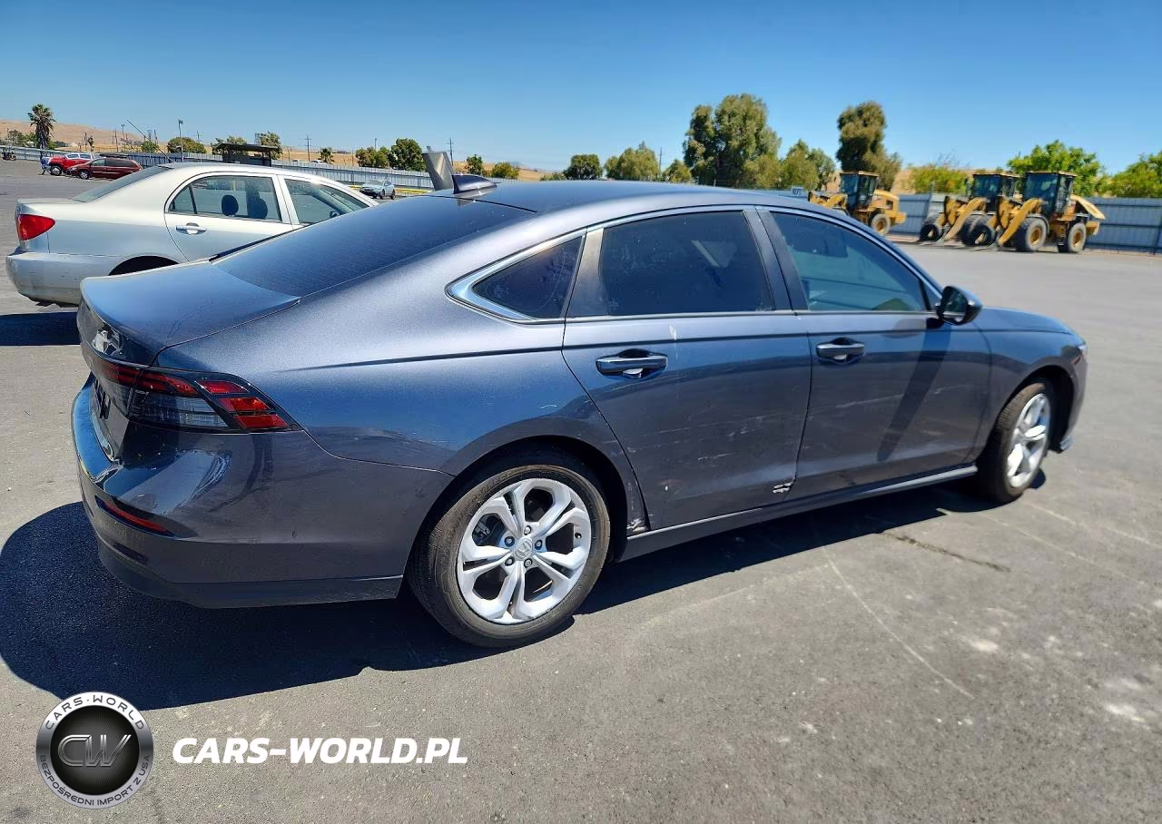 2023 Honda Accord Lx VIN:1HGCY1F25PA004362 - 3