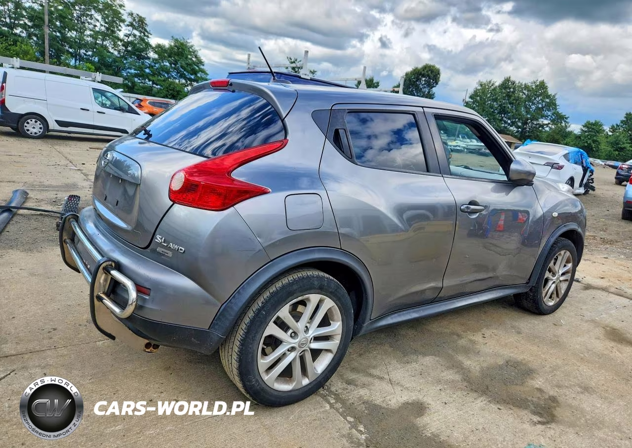 2013 Nissan Juke S VIN:JN8AF5MV1DT227678 - 3