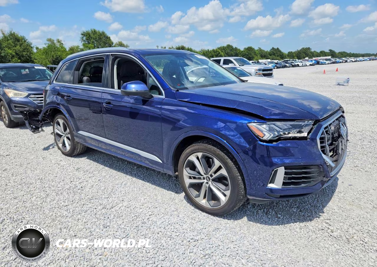 2023 Audi Q7 Premium Plus VIN:WA1LXBF78PD028960 - 4
