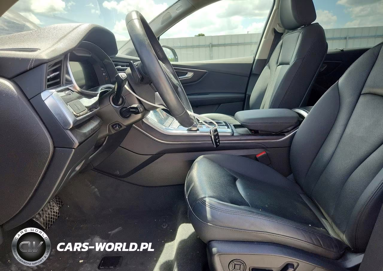 2023 Audi Q7 Premium Plus VIN:WA1LXBF78PD028960 - 7