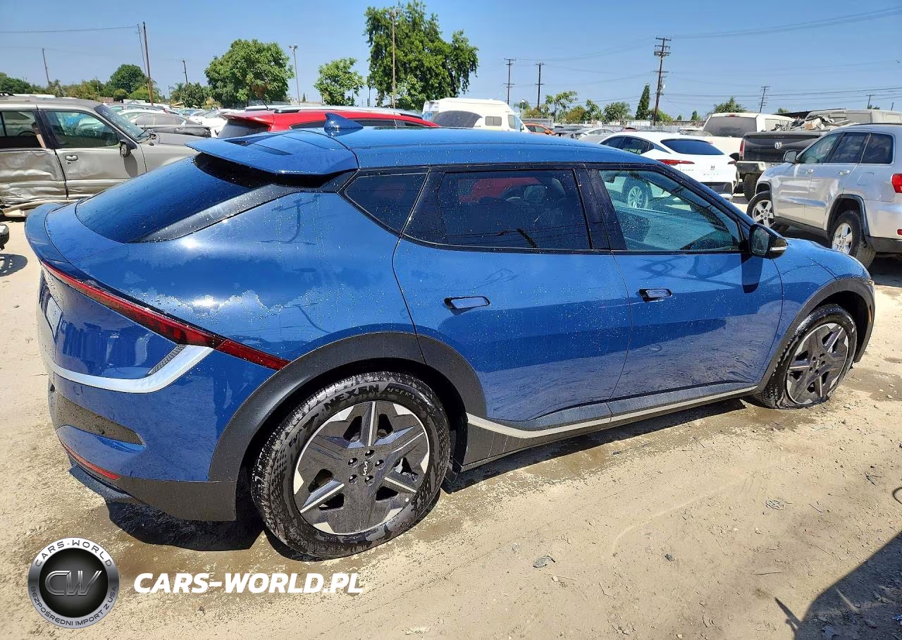 2025 Kia Ev6 Light Long Range VIN:5XYC34JA4SG014211 - 3