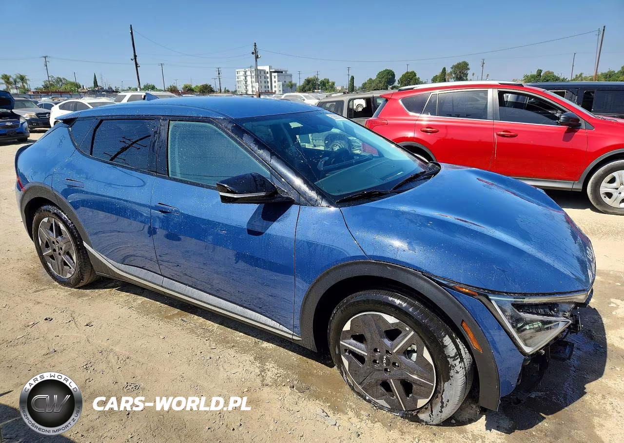 2025 Kia Ev6 Light Long Range VIN:5XYC34JA4SG014211 - 4