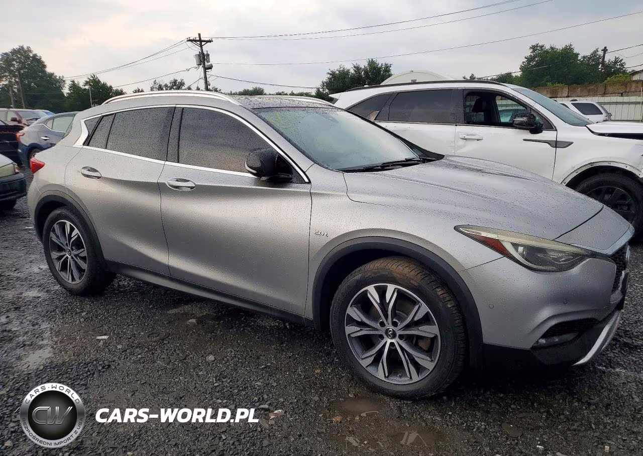 2017 Infiniti Qx30 Premium VIN:SJKCH5CR2HA016197 - 4