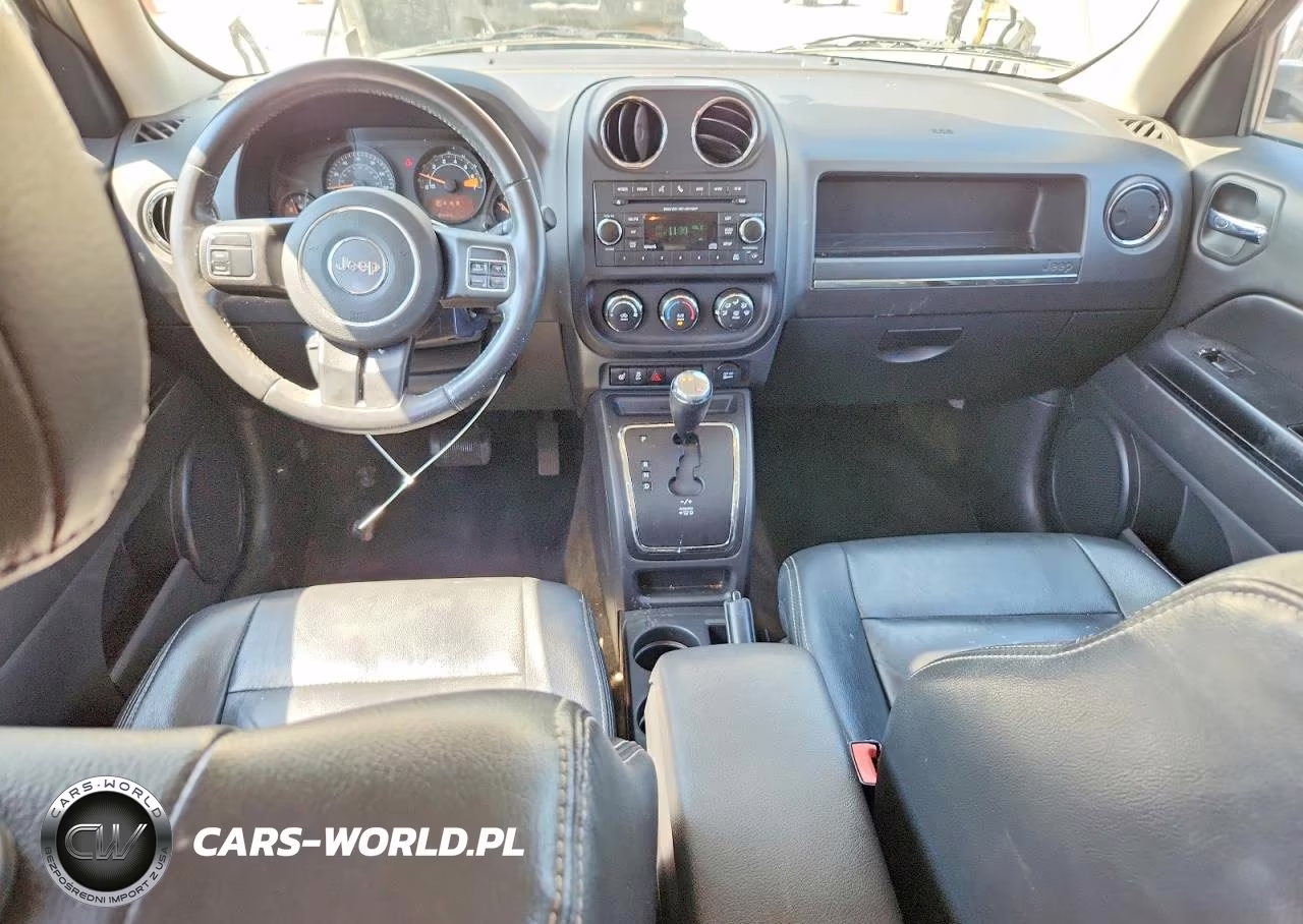 2017 Jeep Patriot Latitude VIN:1C4NJRFB2HD168601 - 8
