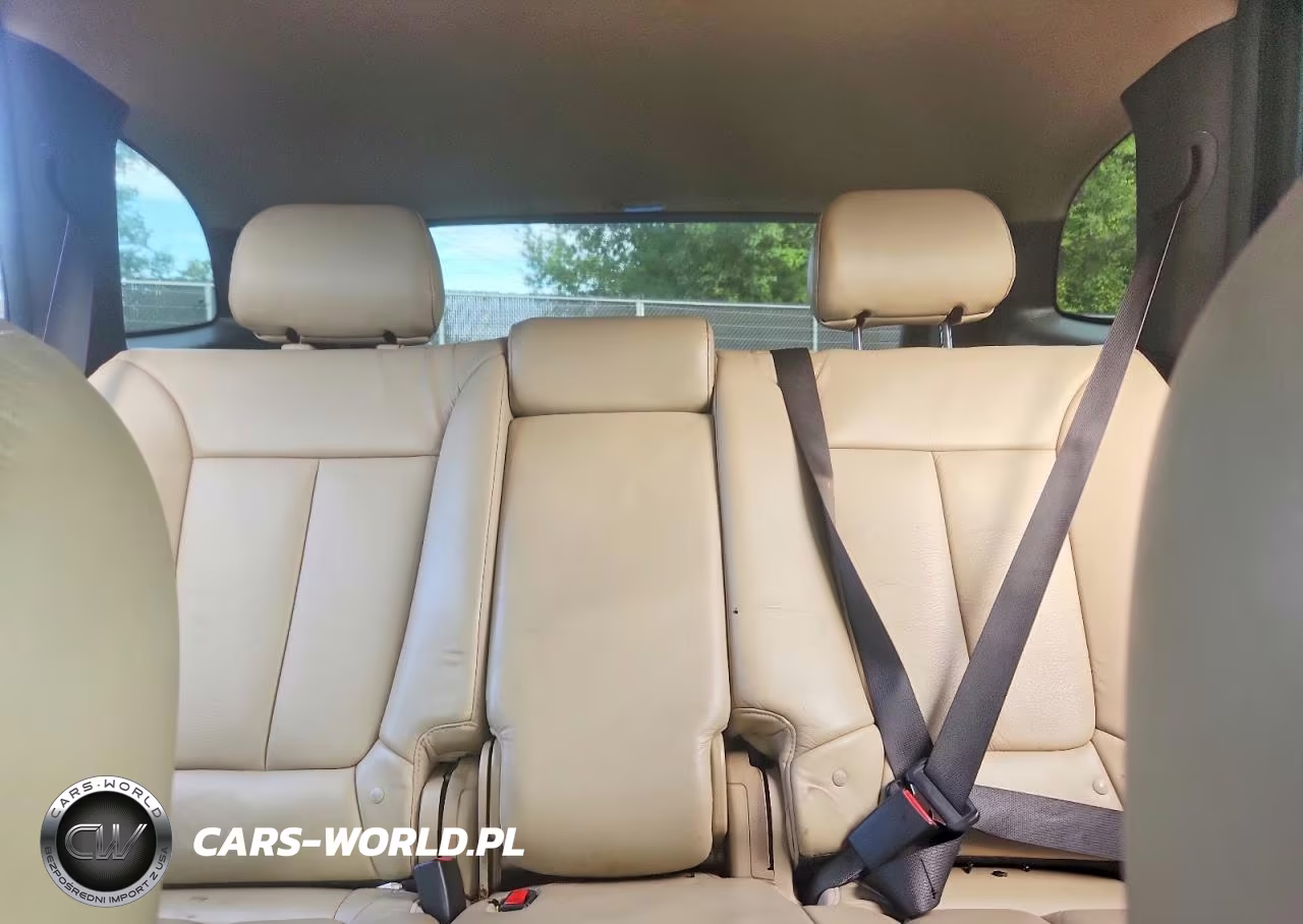 2011 Hyundai Santa Fe Limited VIN:5XYZKDAG0BG055808 - 10