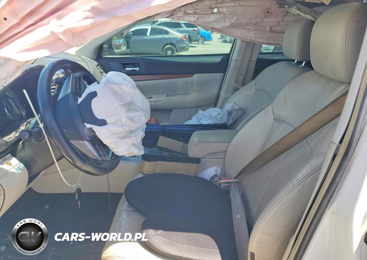 2013 Subaru Outback 3.6R Limited VIN:4S4BRDLC2D2240958 - 7