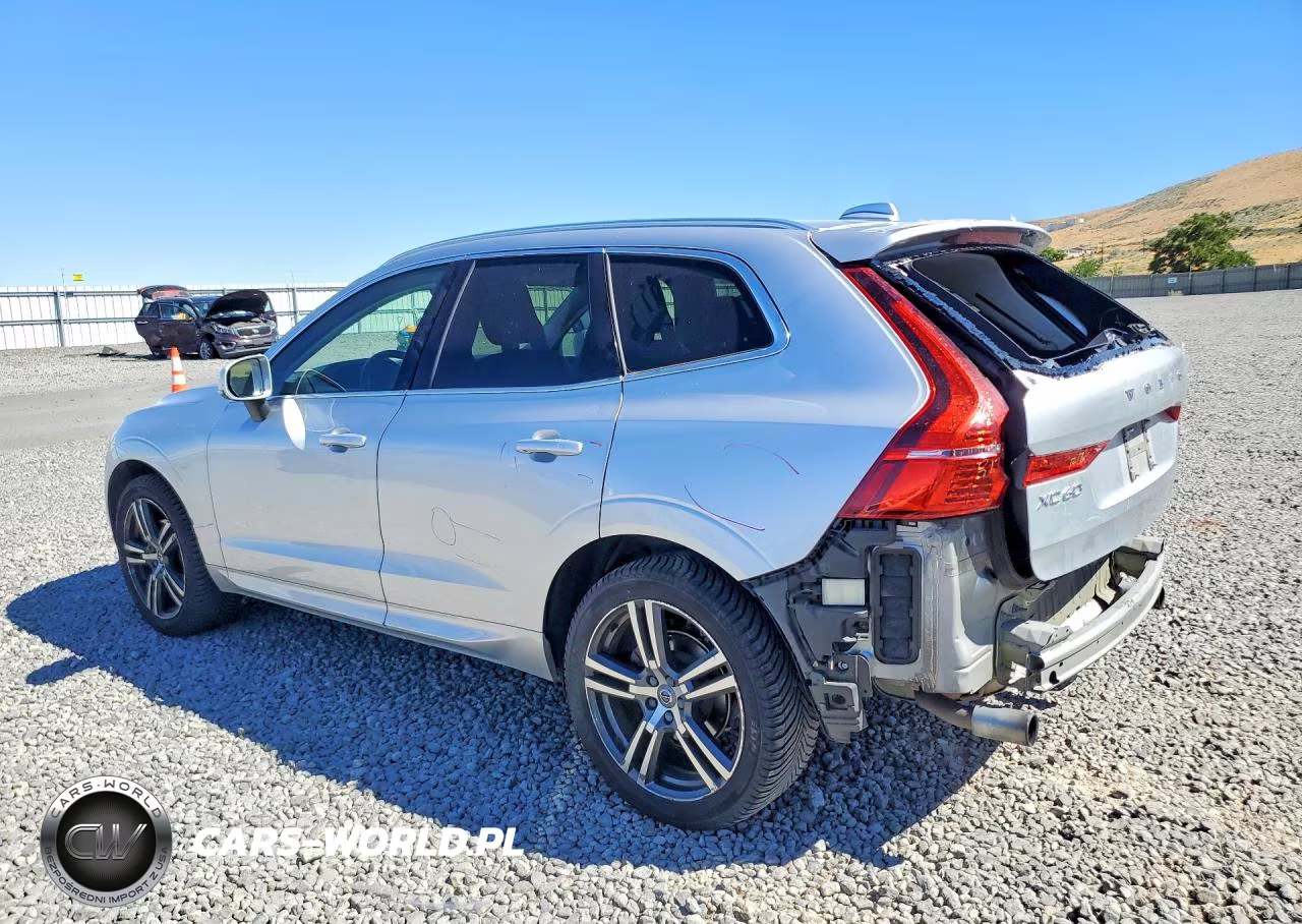 2018 Volvo Xc60 T5 VIN:LYV102RK5JB073082 - 2