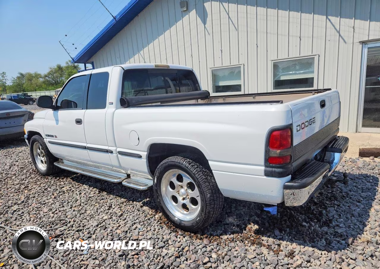 1998 Dodge Ram 1500 VIN:1B7HC13Z5WJ102679 - 2