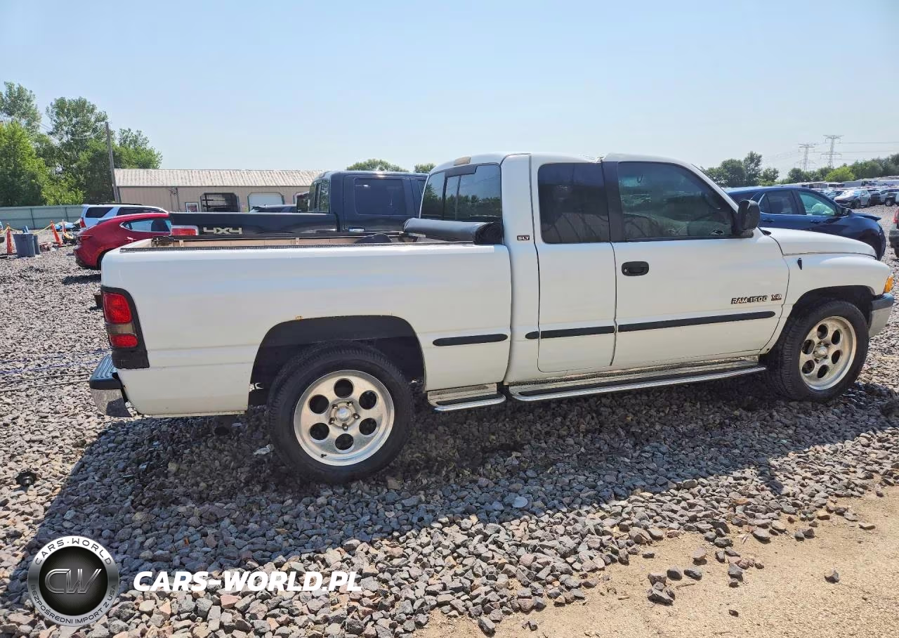 1998 Dodge Ram 1500 VIN:1B7HC13Z5WJ102679 - 3