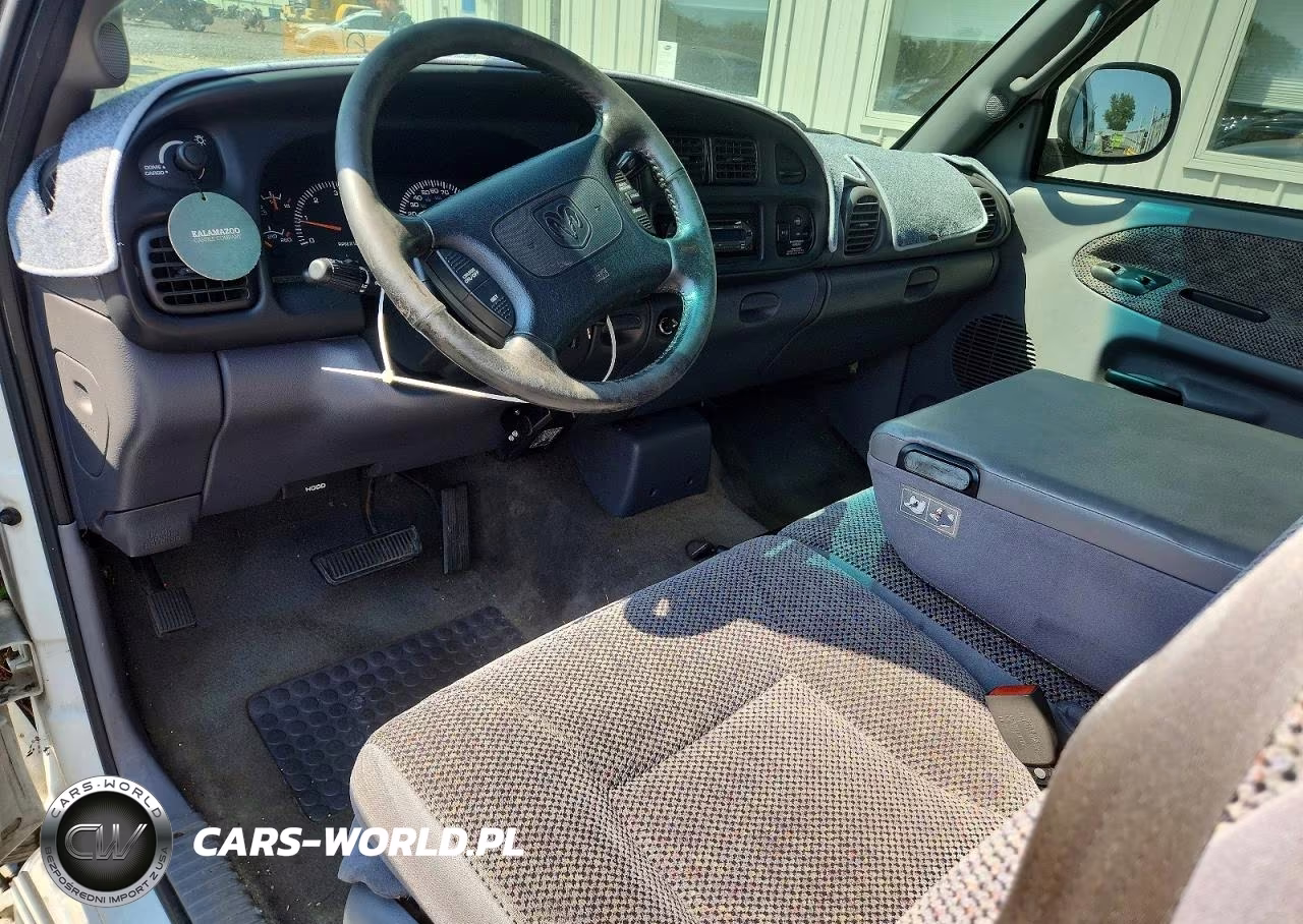 1998 Dodge Ram 1500 VIN:1B7HC13Z5WJ102679 - 8