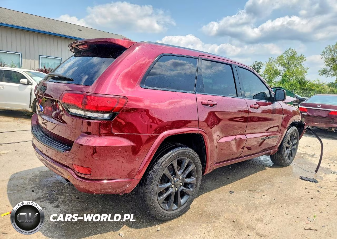 2020 Jeep Grand Cherokee Laredo VIN:1C4RJFAG7LC399592 - 3