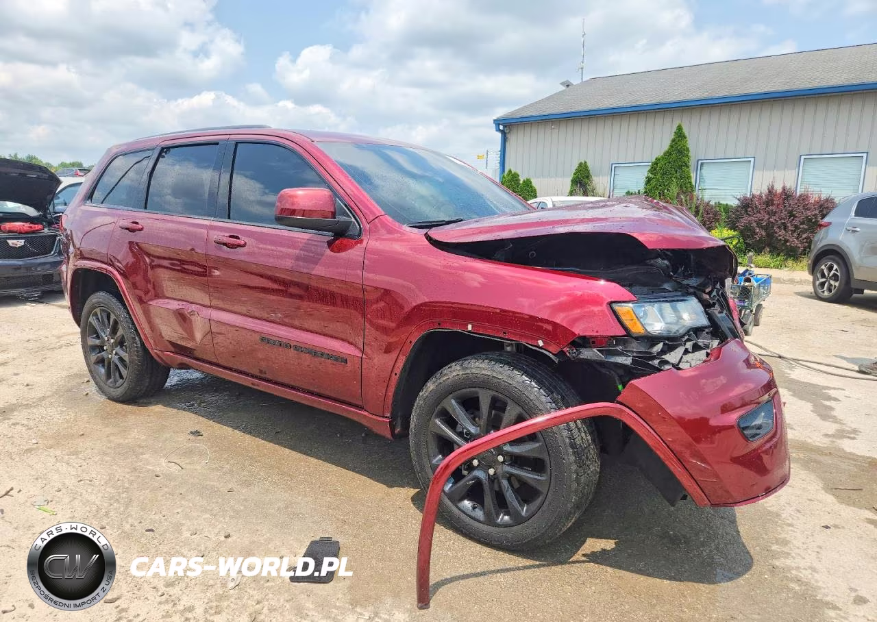 2020 Jeep Grand Cherokee Laredo VIN:1C4RJFAG7LC399592 - 4