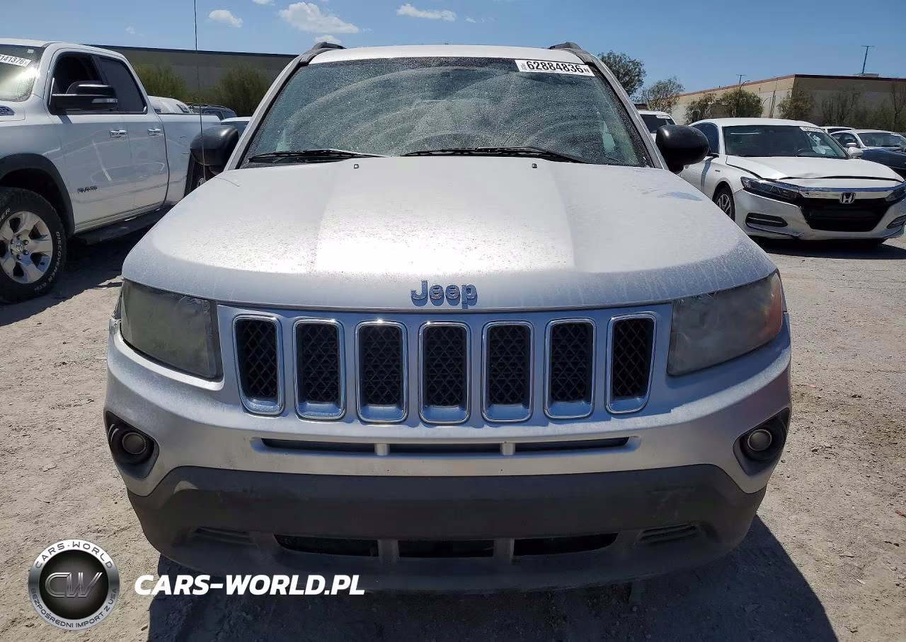 2012 Jeep Compass Sport VIN:1C4NJDBB0CD597186 - 5