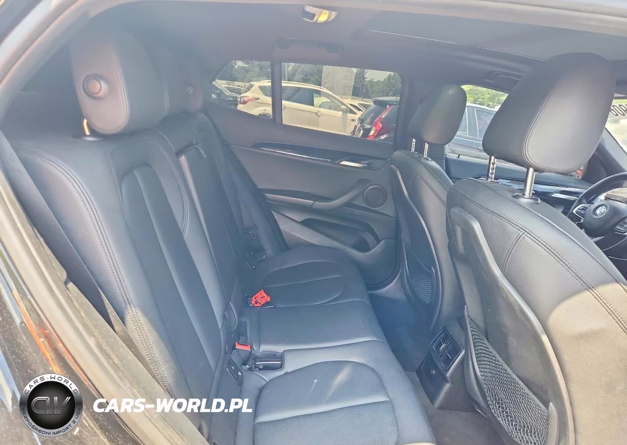 2018 BMW X2 xDrive28I VIN:WBXYJ5C36JEF73899 - 11