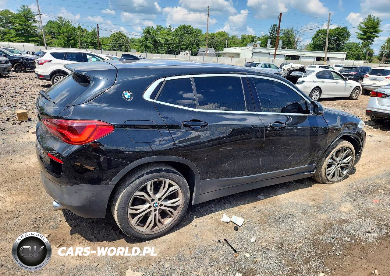 2018 BMW X2 xDrive28I VIN:WBXYJ5C36JEF73899 - 3