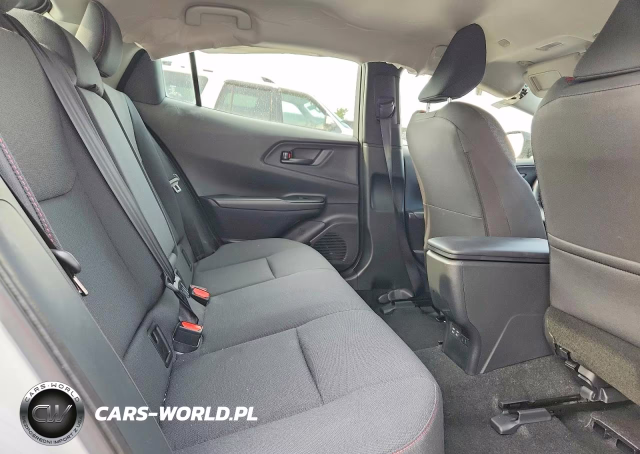 2026 Toyota Prius Plug-In Hybrid Se VIN:JTDACACU1T3063529 - 10