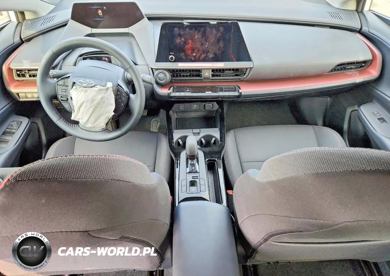 2026 Toyota Prius Plug-In Hybrid Se VIN:JTDACACU1T3063529 - 8