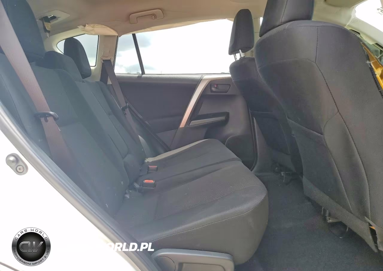 2017 Toyota Rav4 Le VIN:JTMZFREV8HJ111917 - 11