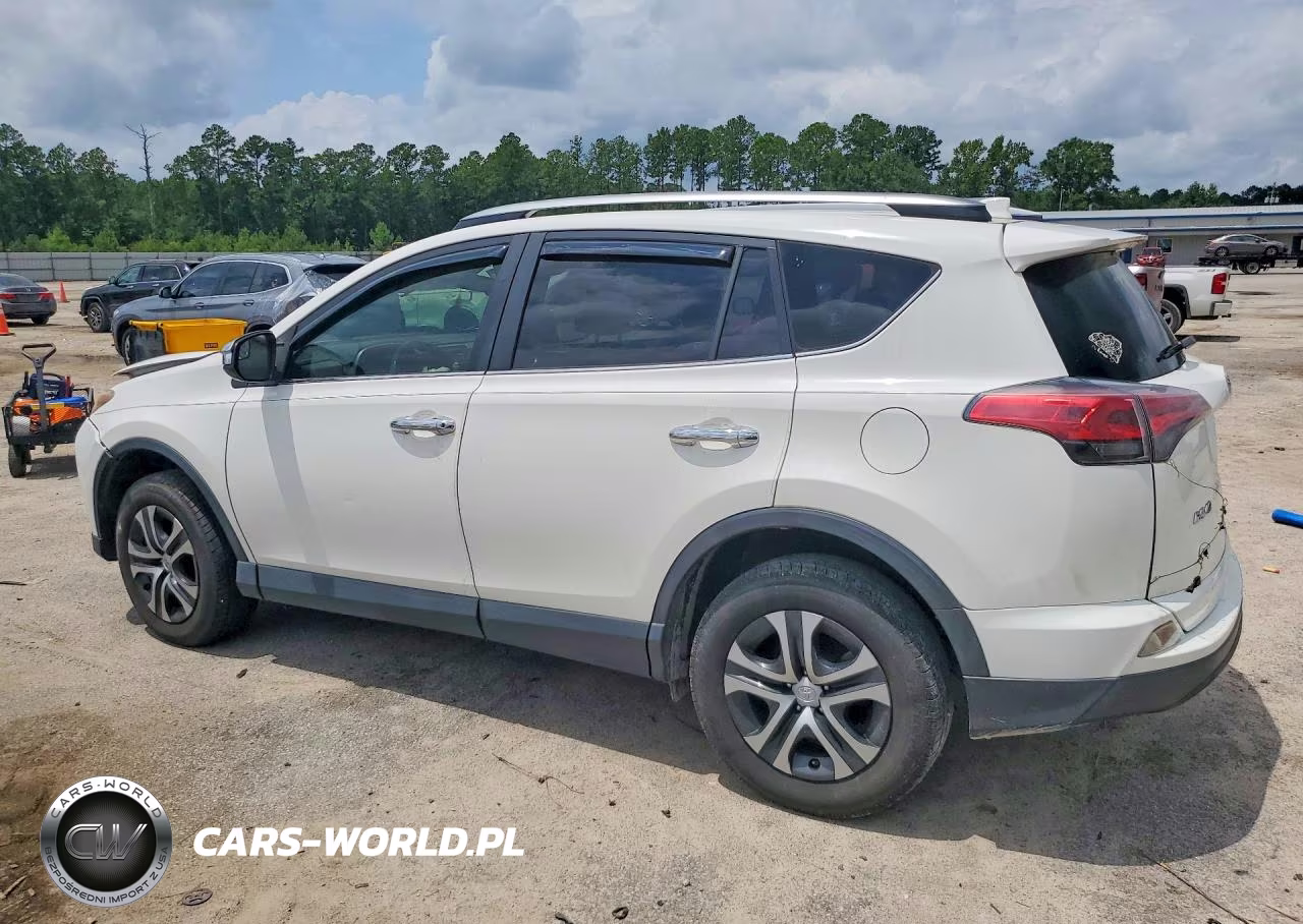 2017 Toyota Rav4 Le VIN:JTMZFREV8HJ111917 - 2