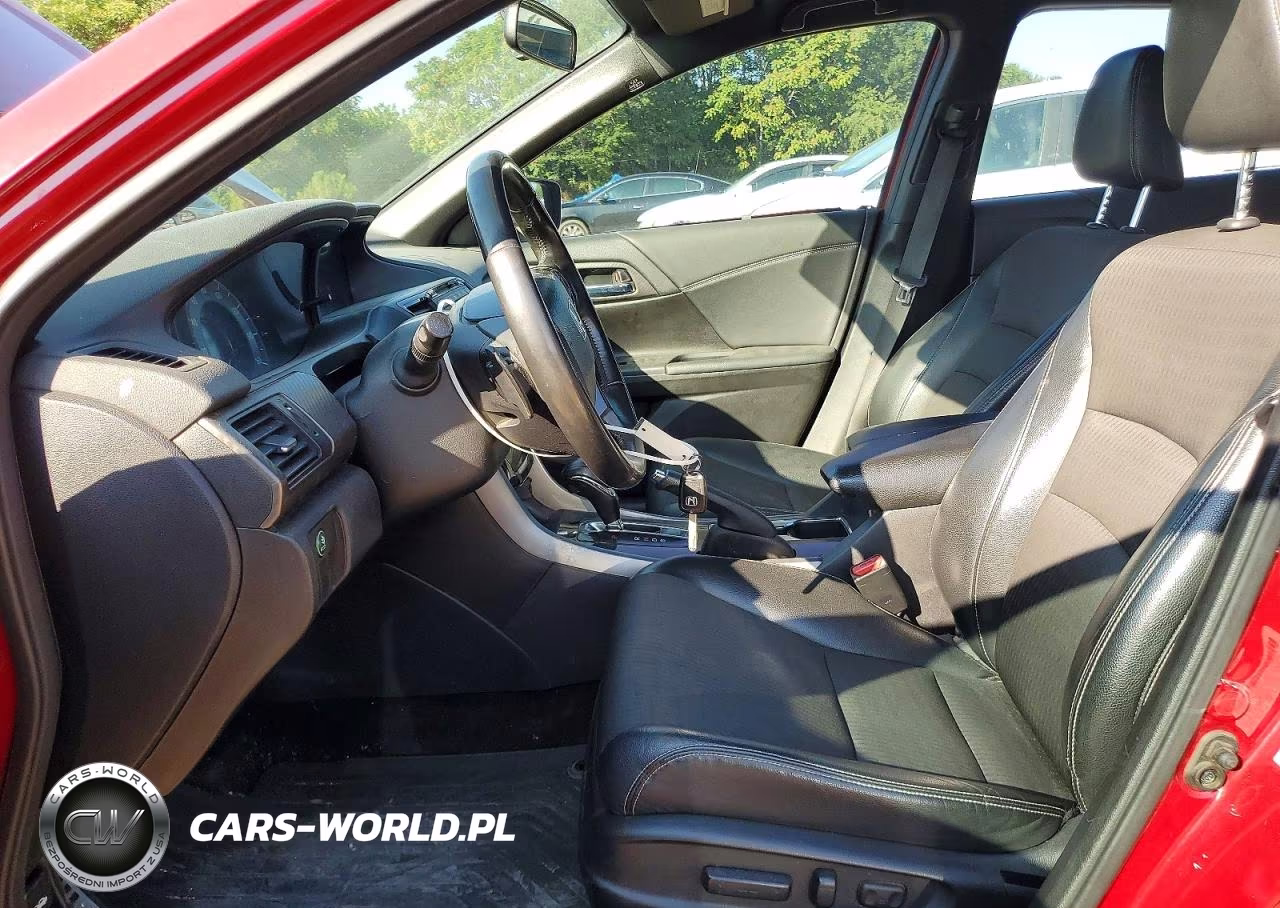 2017 Honda Accord Sport VIN:1HGCR2F59HA064367 - 7